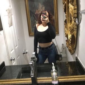 Meet your Posher, Julissa